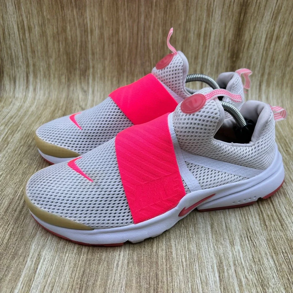 Nike Presto Extreme Women's‎ Size 7.5 Slip On Shoes Bright Pink White Mesh